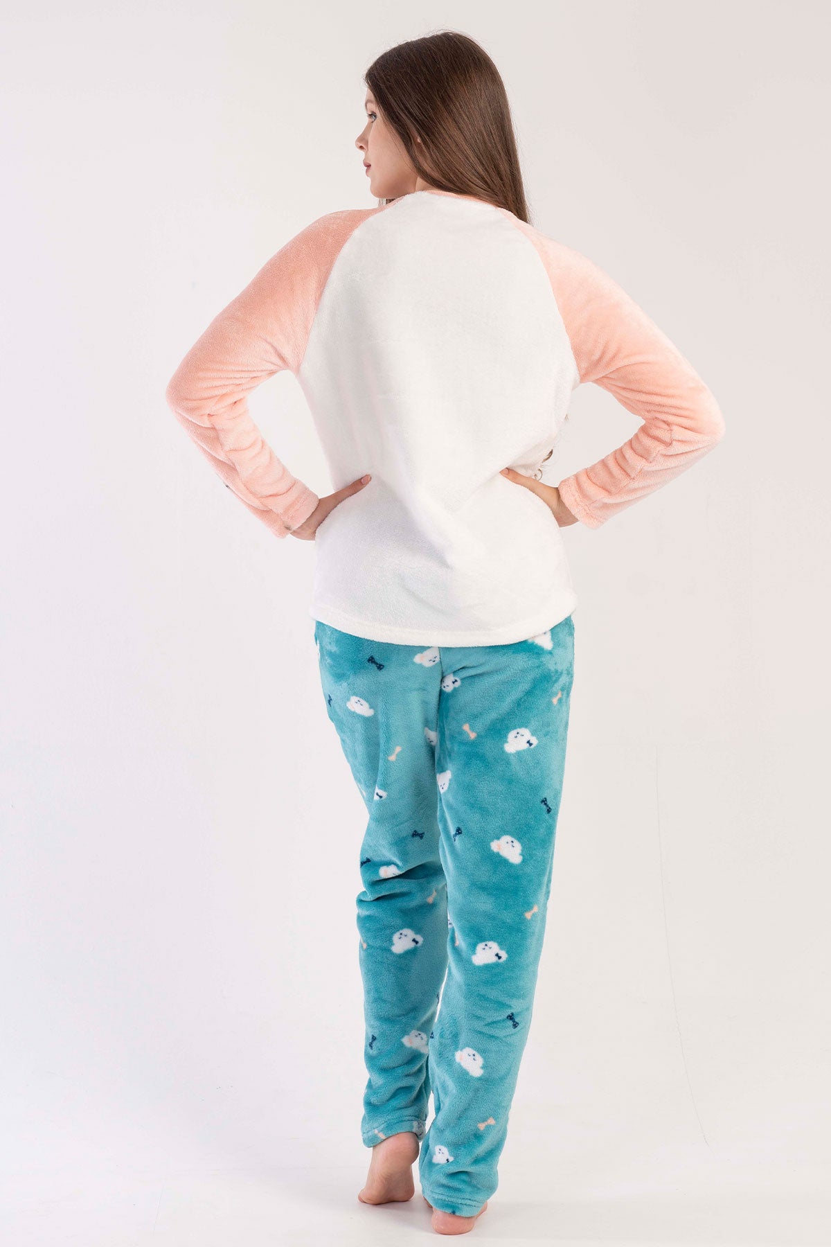 KADIN SOFT O YAKA REGLAN UZUN KOL ETEGI OVAL CEPLI PIJAMA TAKIM 303090