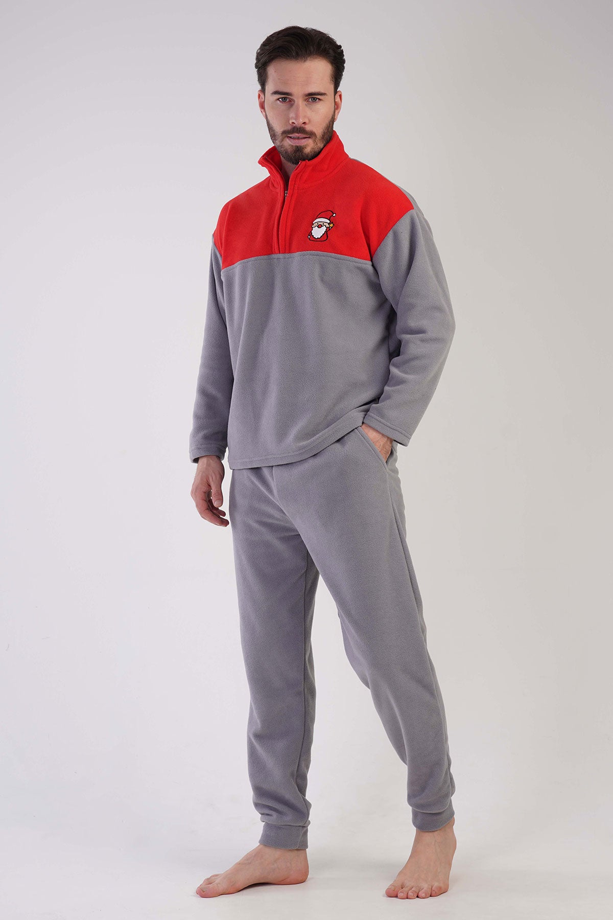 CEPLI ERKEK POLAR YAKALI DUSUK OMUZLU UZUN KOL FERMUARLI MANSETLI CEPLI PIJAMA TAKIM