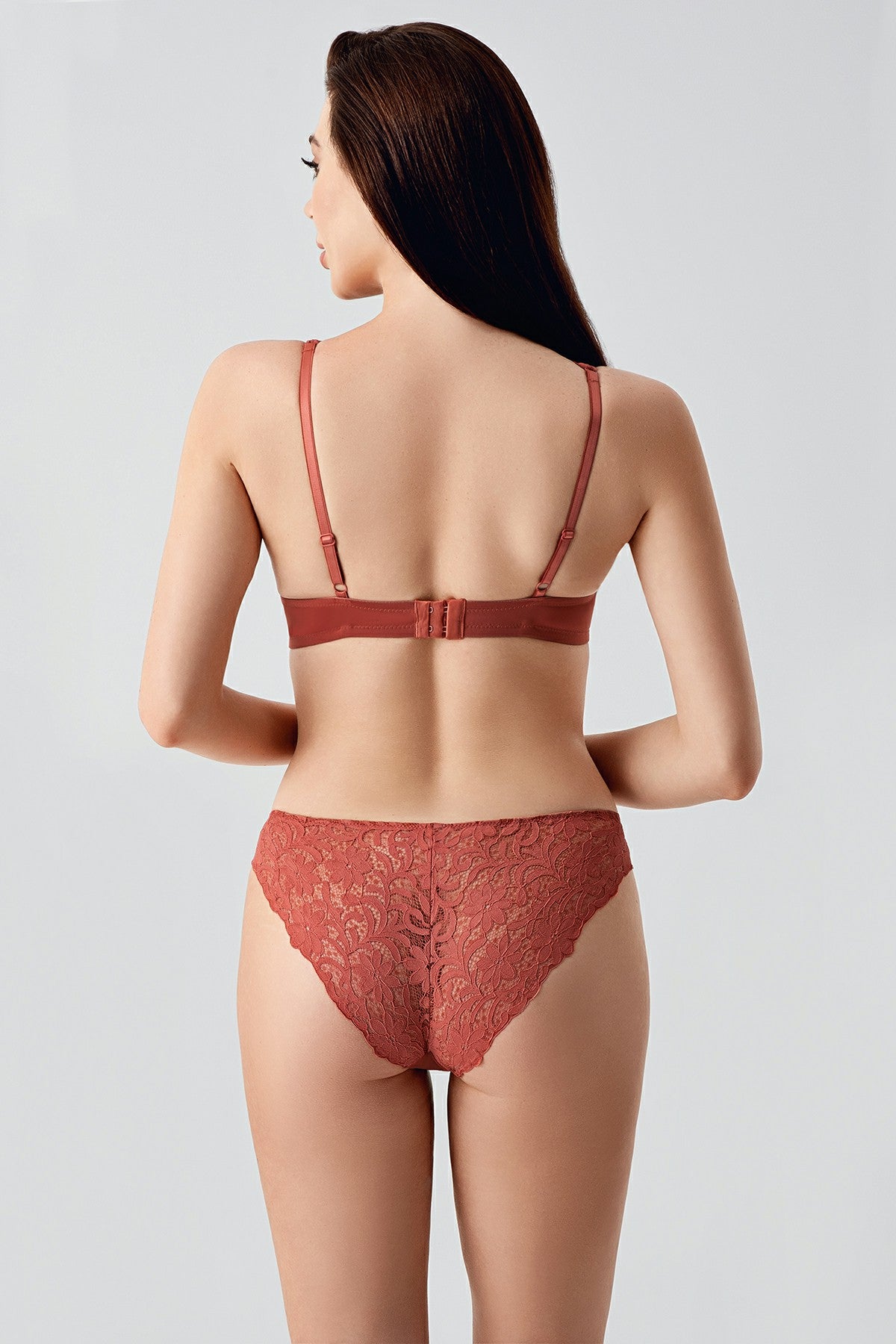 4156- B Cup Desteksiz Sütyen Külot Takım (2 Li Askılı Pk)