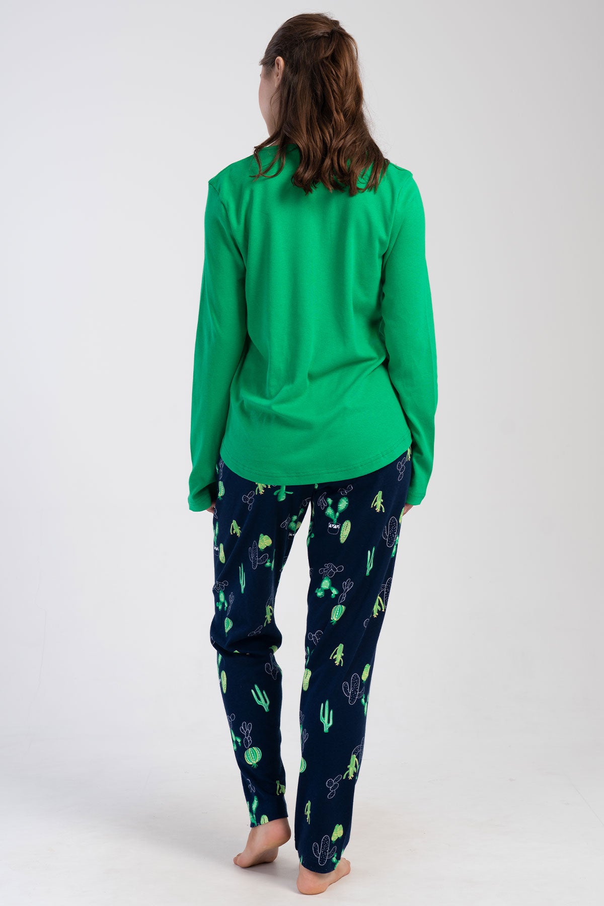KADIN INTERLOK XXL O YAKA UZUN KOL ETEGI OVAL PIJAMA TAKIM