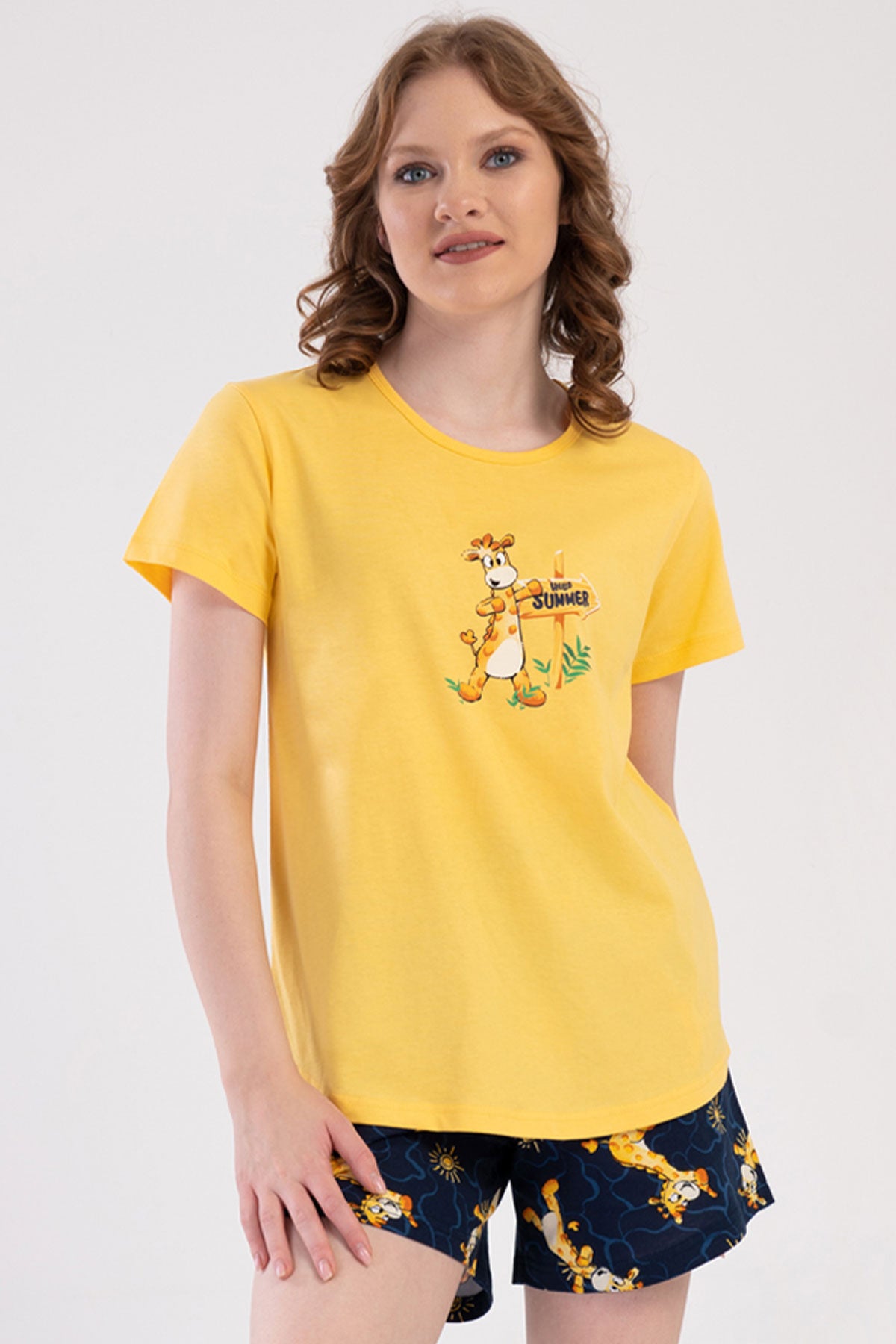 KADIN P.SUPREM O YAKA KISA KOL ETEGI OVAL SORT TAKIM