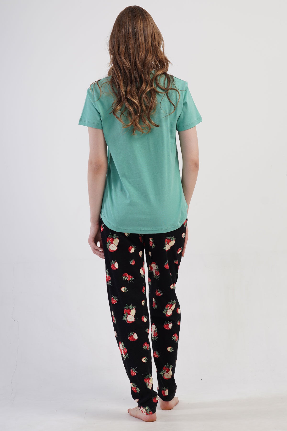 KADIN P.SUPREM XXL O YAKA KISA KOL ETEGI OVAL PIJAMA TAKIM