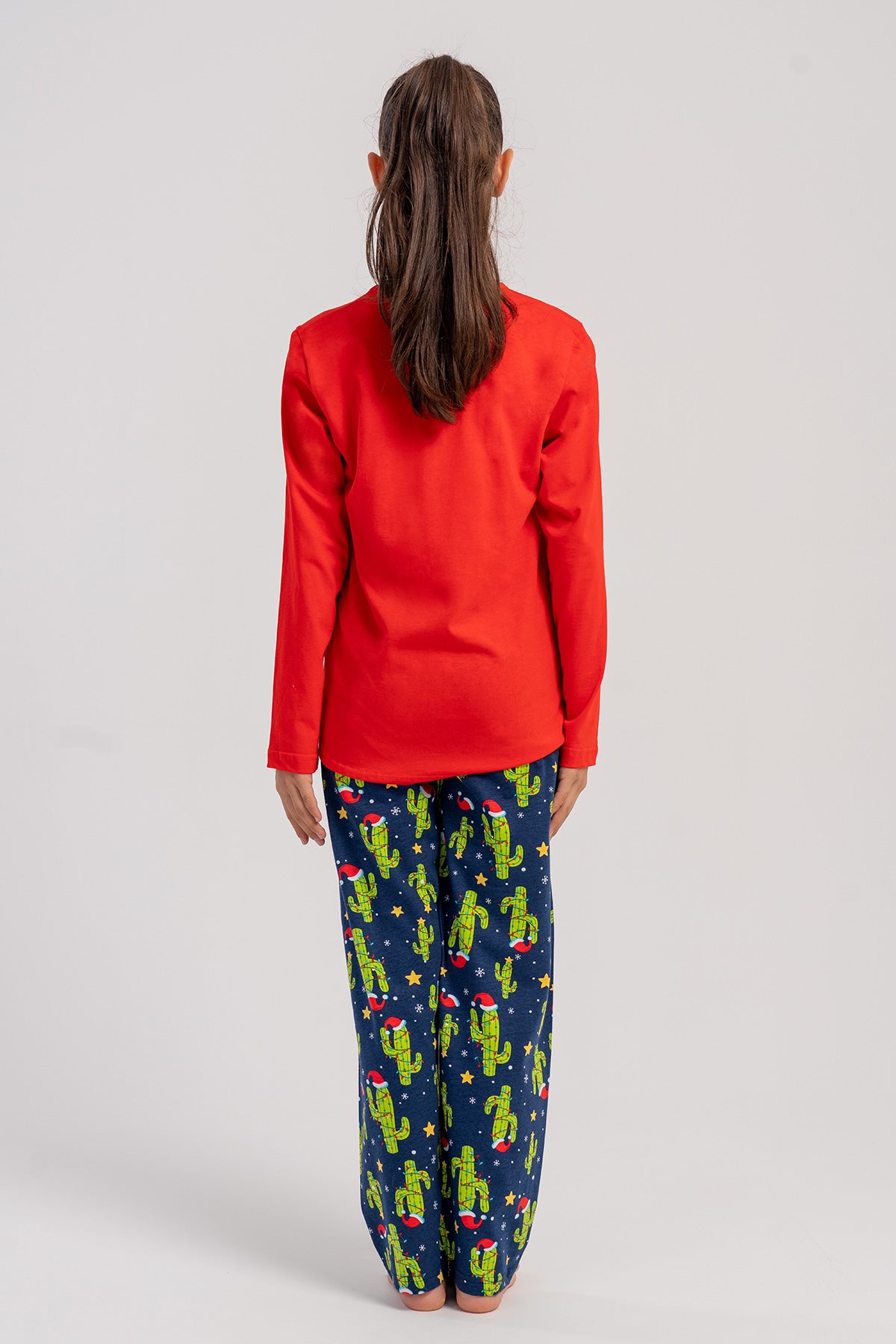 KIZ COCUK P.SUPREM O YAKA UZUN KOL ETEGI OVAL PIJAMA TAKIM(5-6/13-14) 503275