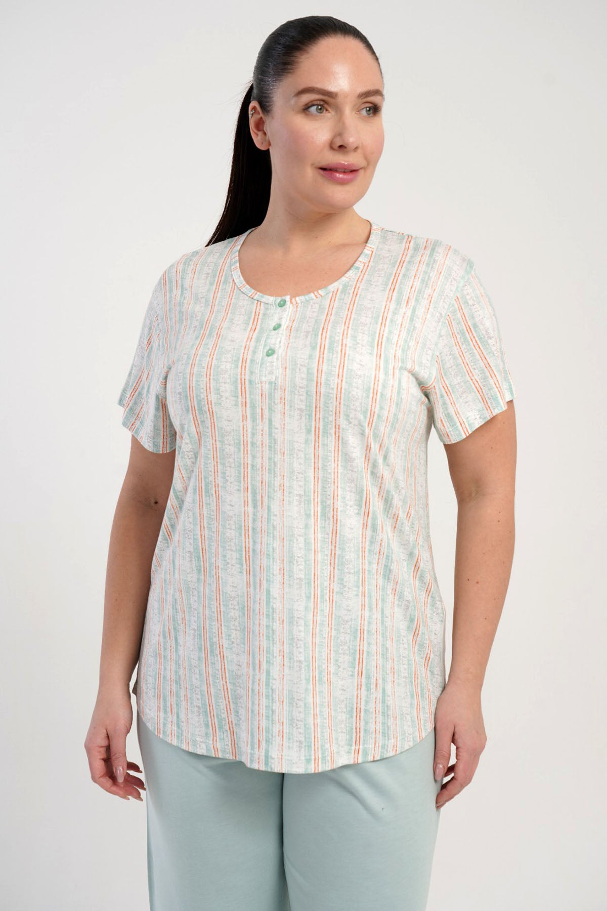 KADIN P.VISCON XXL BISIKLET YAKA PATLI KISA KOL ETEGI OVAL PIJAMA TAKIM