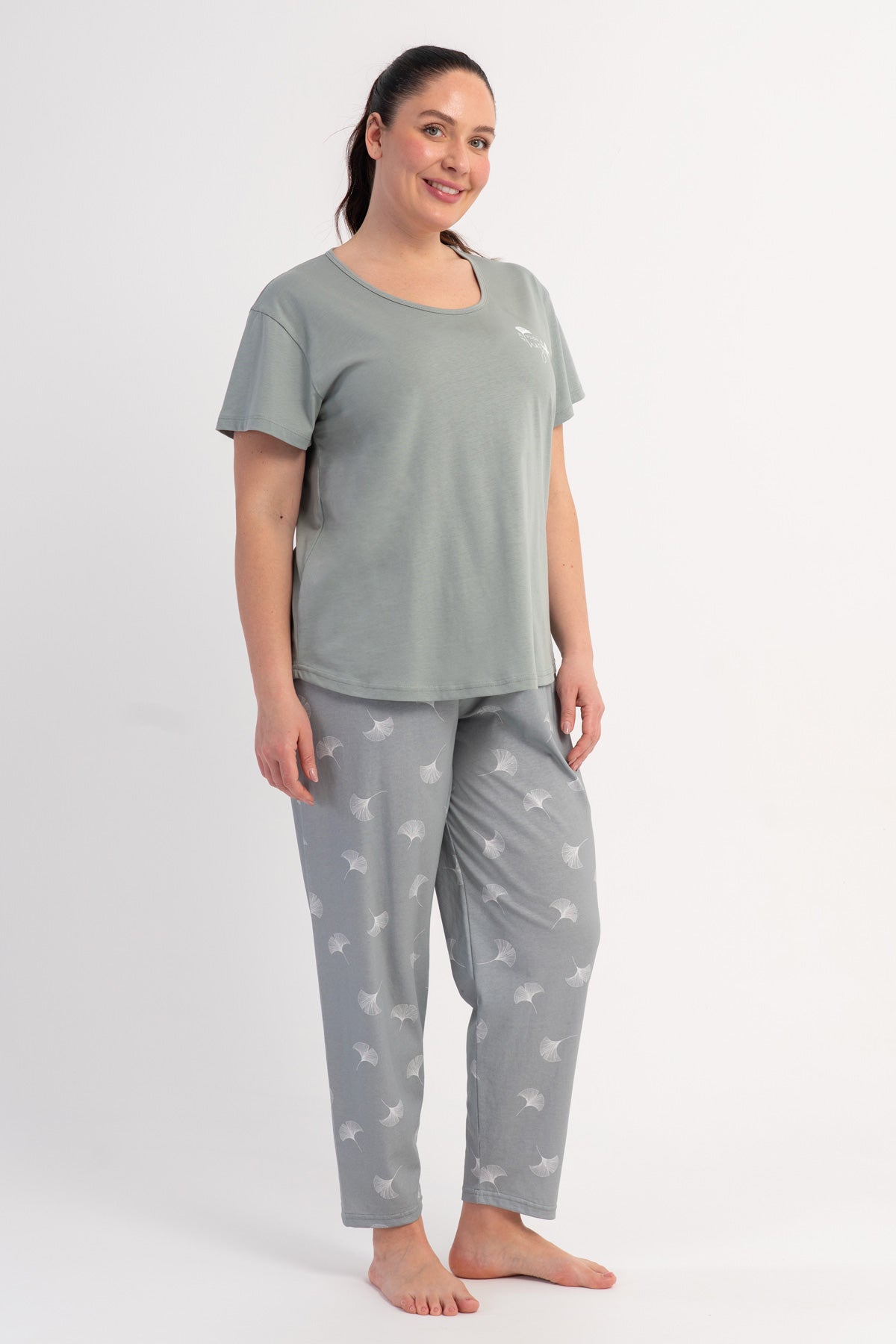KADIN P.SUPREM BATTAL XXL O YAKA KISA KOL ETEGI OVAL PIJAMA TAKIM 601049