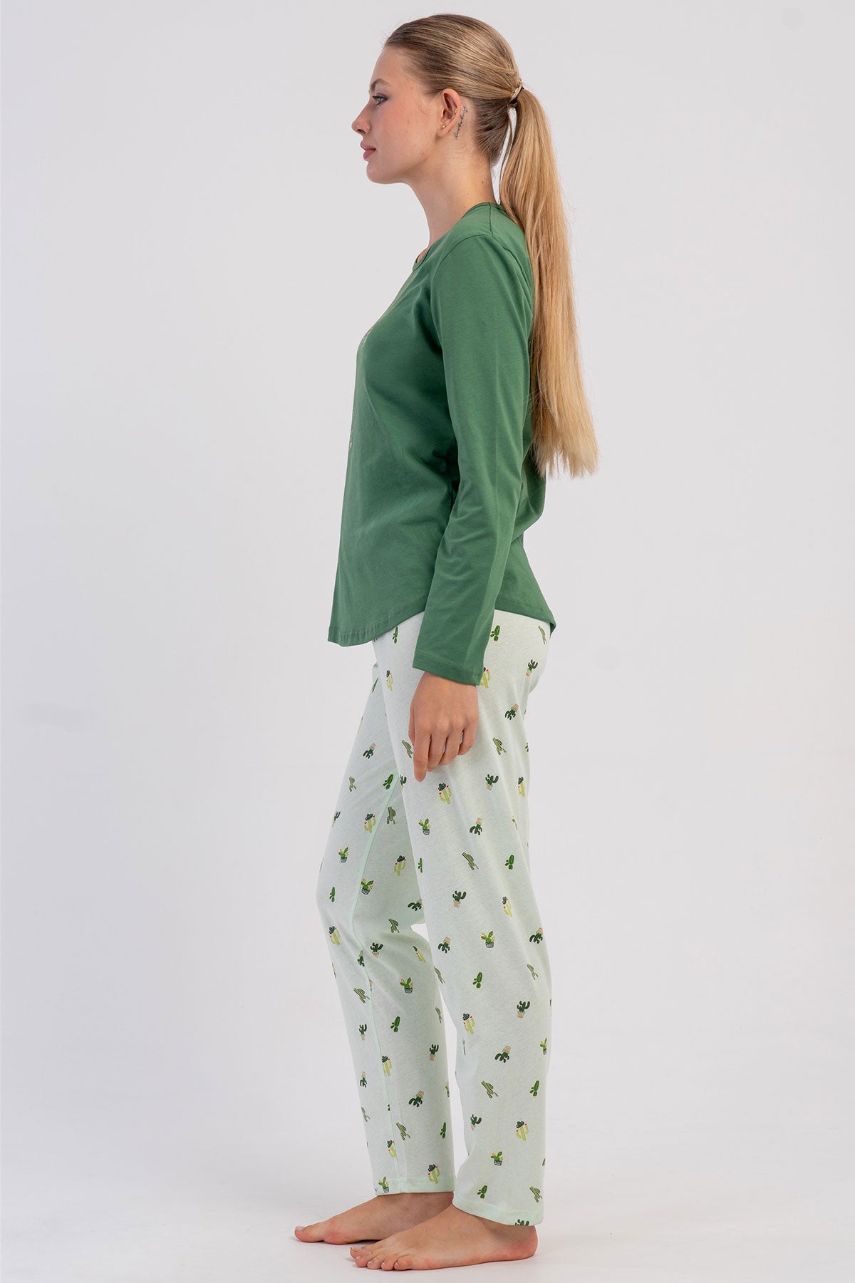KADIN P.SUPREM O YAKA UZUN KOL ETEGI OVAL PIJAMA TAKIM