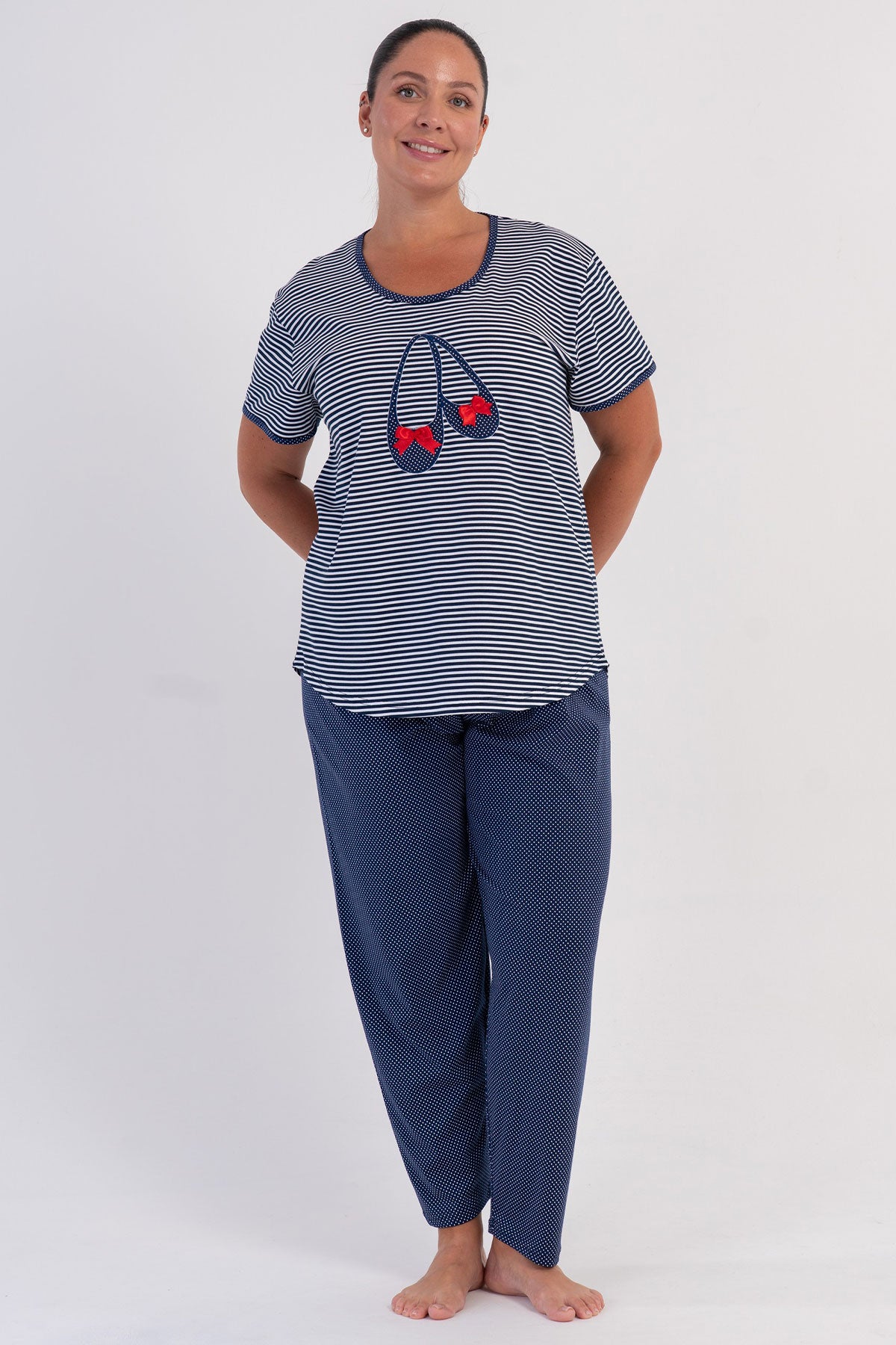 KADIN P.SUPREM XXL O YAKA KISA KOL ETEGI OVAL PIJAMA TAKIM