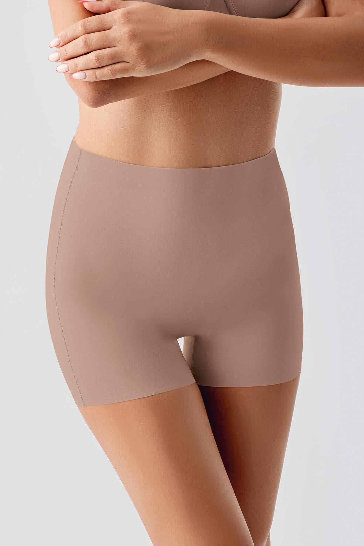 9205 - Short Lazer Kesim Külot