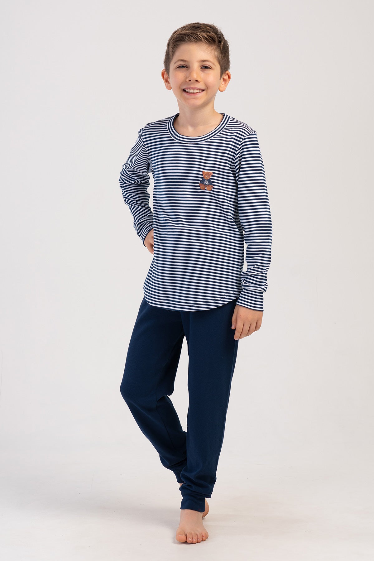 ERKEK COCUK INTERLOK O YAKA UZUN KOL MANSETLI PIJAMA TAKIM(7-8/13-14) 403376