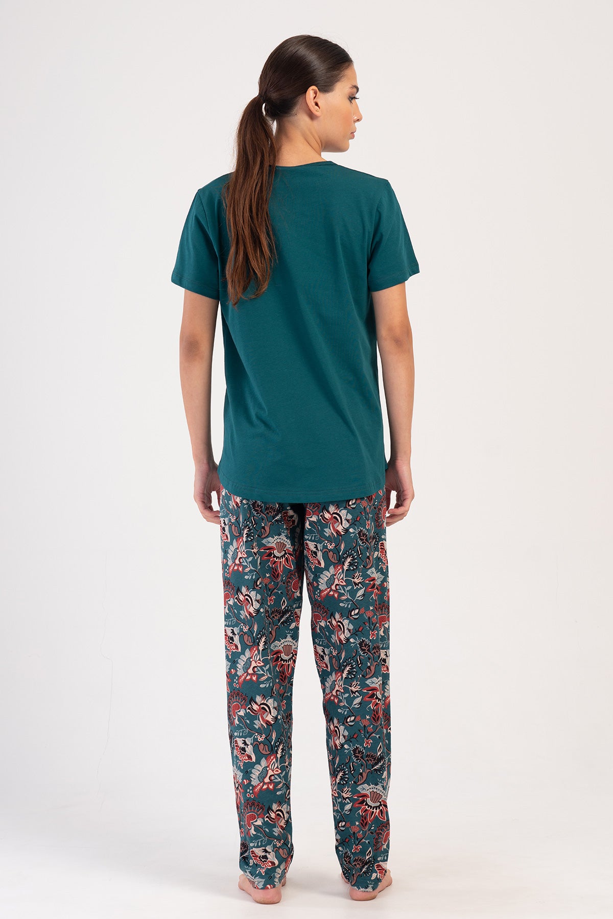 KADIN P.SUPREM BATTAL XXL O YAKA KISA KOL ETEGI OVAL PIJAMA TAKIM 405076