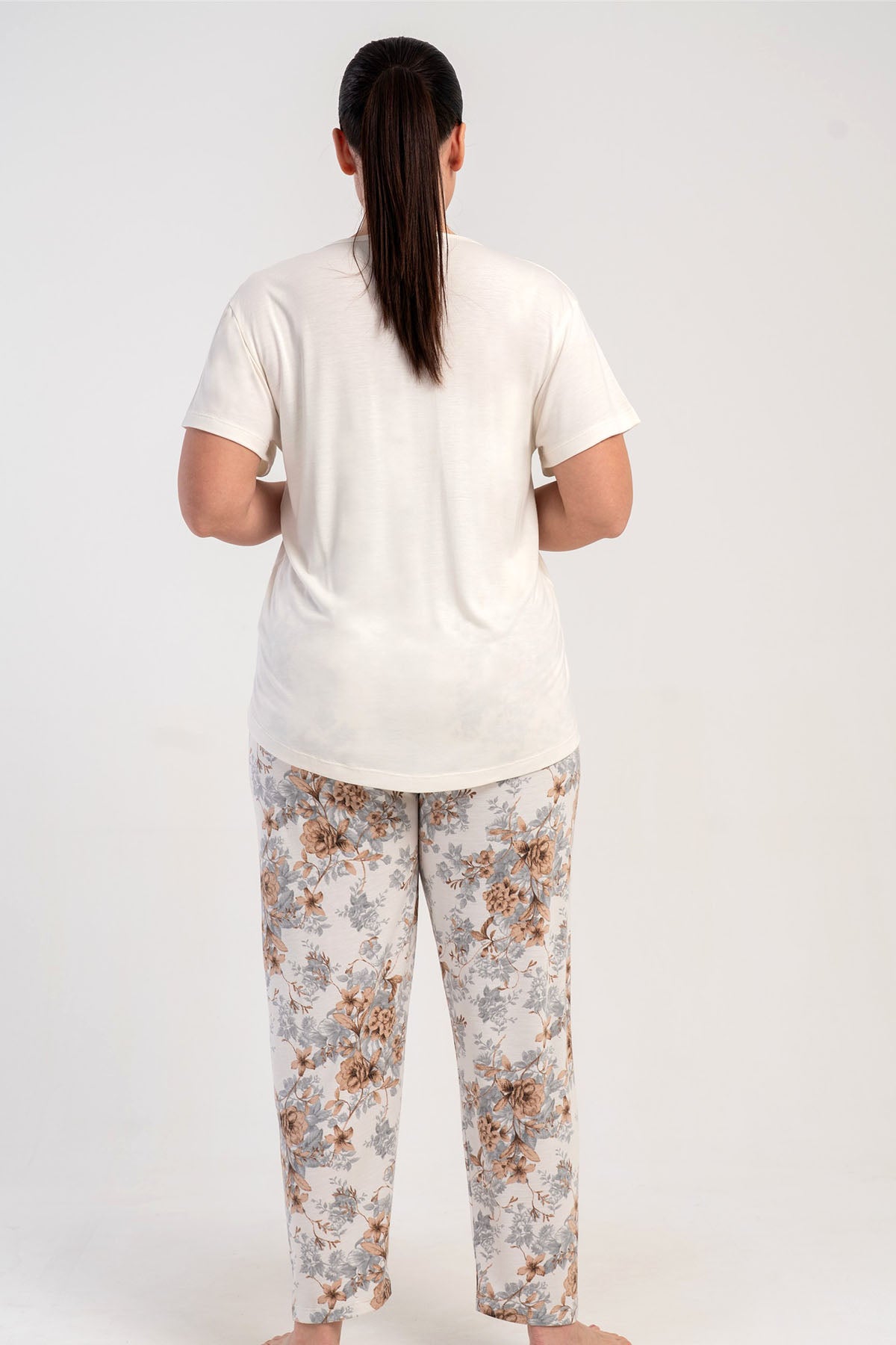 KADIN P.VISCON XXL O YAKA KISA KOL ETEGI OVAL PIJAMA TAKIM