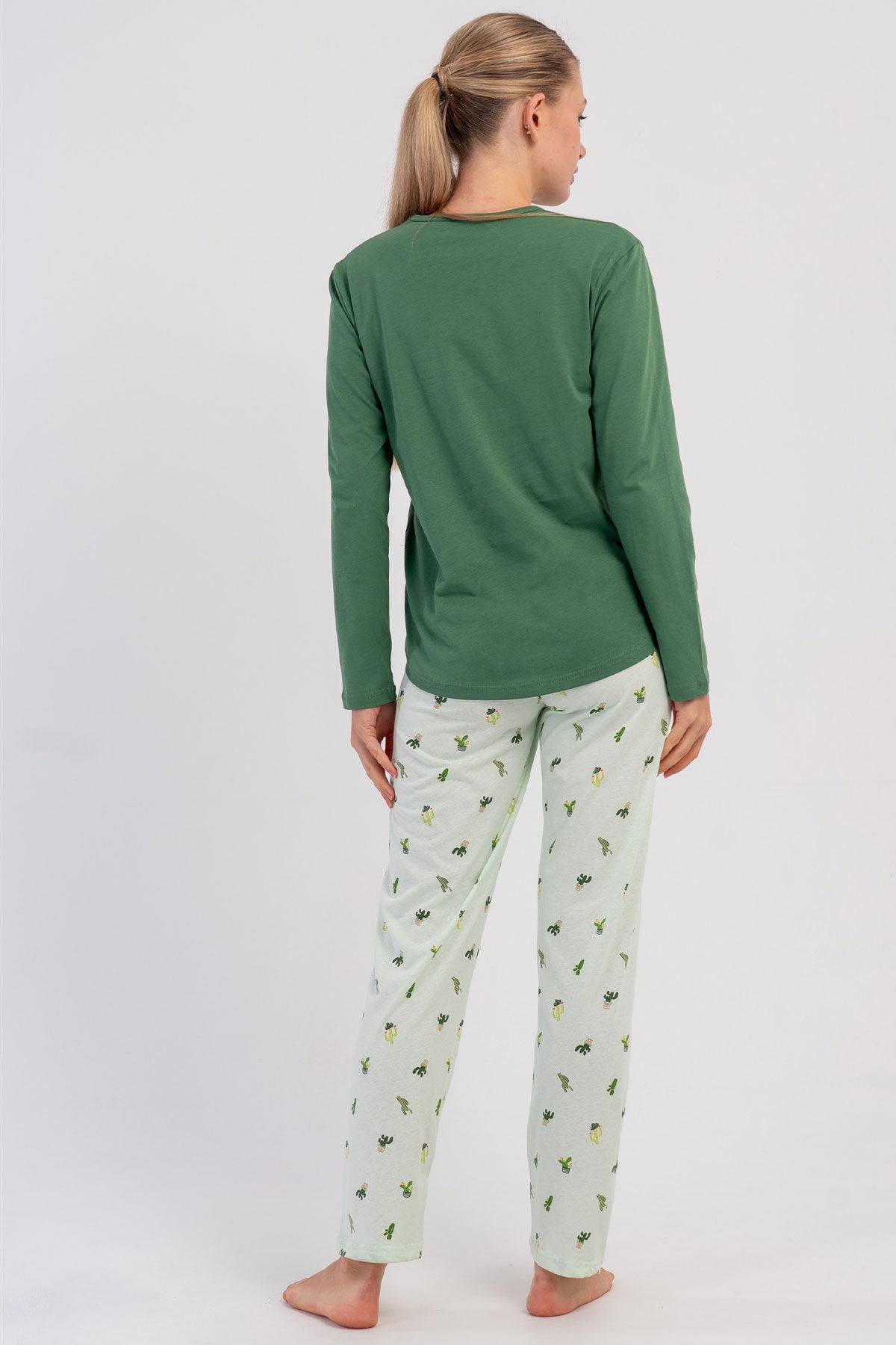 KADIN P.SUPREM O YAKA UZUN KOL ETEGI OVAL PIJAMA TAKIM