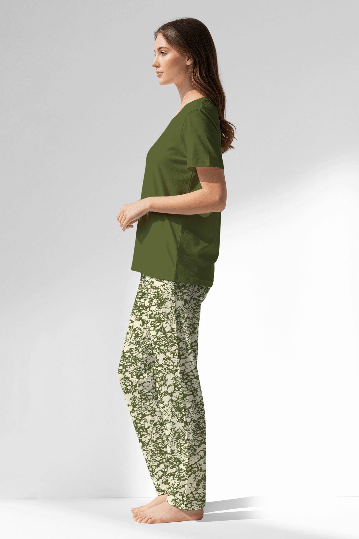 Woman Polyviscon GreenHalo Pyjama Set - B-18-0328 - Image 2